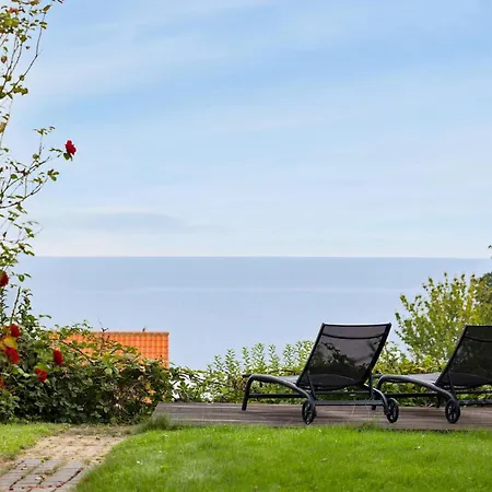 بيت للعطل Awesome Home In Svaneke With House Sea View سفانيكي